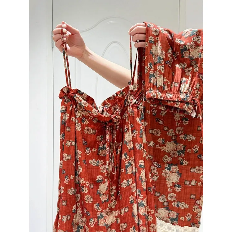 新中式显白复古红色吊带睡衣女夏季新款大码蕾丝边碎花家居服套装