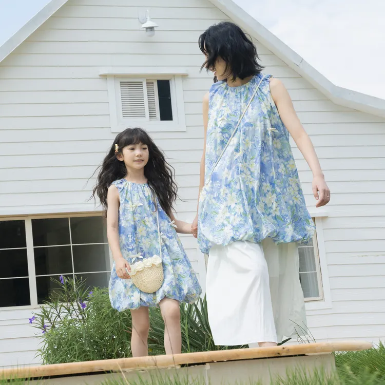 西町村屋花朵印花蝴蝶结连衣裙女夏季新款法式无袖裙子CAAB10833