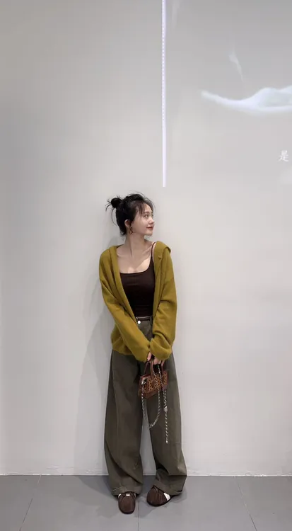 秋季新款清冷系禅意衣服女法式慵懒风吊带内搭针织开衫高腰阔腿裤