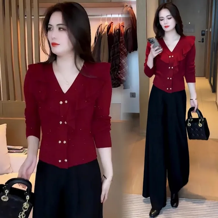 法式气质V领加厚针织开衫女士冬季新款洋气不规则荷叶边打底上衣