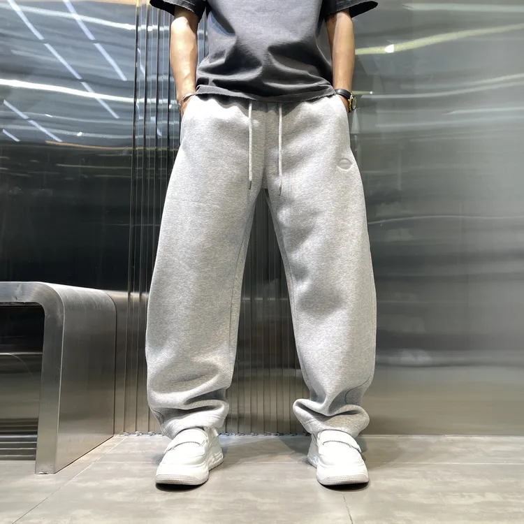 2025秋冬季新款直筒弯刀裤潮流宽松舒适百搭男士休闲长裤纯色