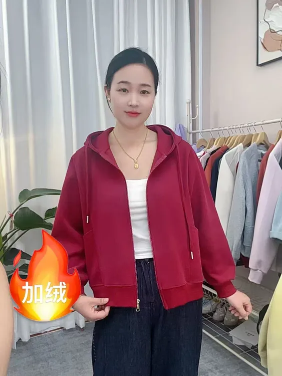 2025秋冬新款正肩女士卫衣外套爆款热卖加绒上衣洋气女潮流大口袋