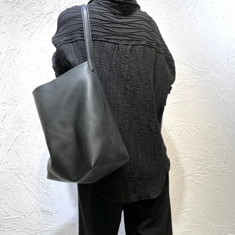 真皮女包大容量通勤托特包高级感头层牛皮水桶包单肩手提包慵懒风