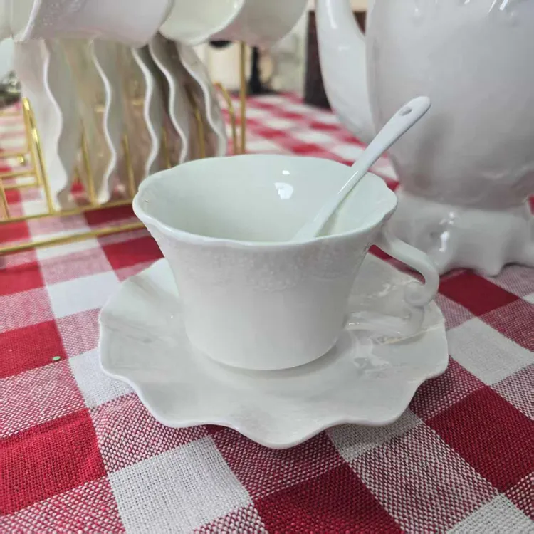 （hasoy新疆包邮）陶瓷法式纯白6杯6碟餐具家用6勺子简约杯碟套装