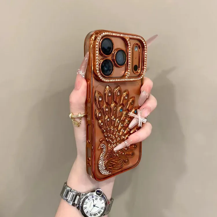 奢华镶钻孔雀镜头全包防摔适用苹果17promax手机壳iPhone16/15/14