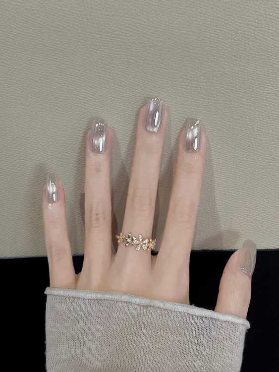 【白陶瓷】海莉白月光玻璃珠猫眼手工穿戴甲气质显白美甲日常可拆卸