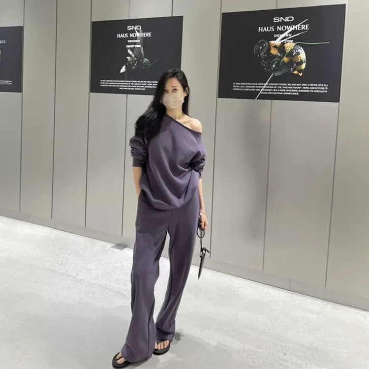 紫色运动套装女2025早春穿搭一整套斜肩一字领卫衣卫裤休闲两件套