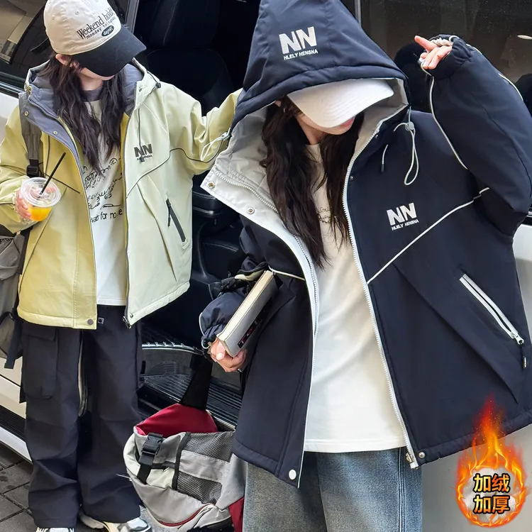 女童加绒外套秋冬2025新款儿童超好看上衣大童女孩冬季加厚冲锋衣