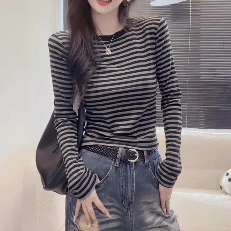 设计感小众不撞款长袖T恤女秋冬高级感穿搭欧货条纹打底上衣内搭