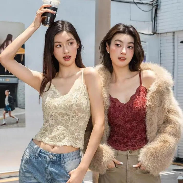 蕾丝花边带胸垫美背内搭背心吊带女磨毛保暖纯欲修身显瘦打底上衣