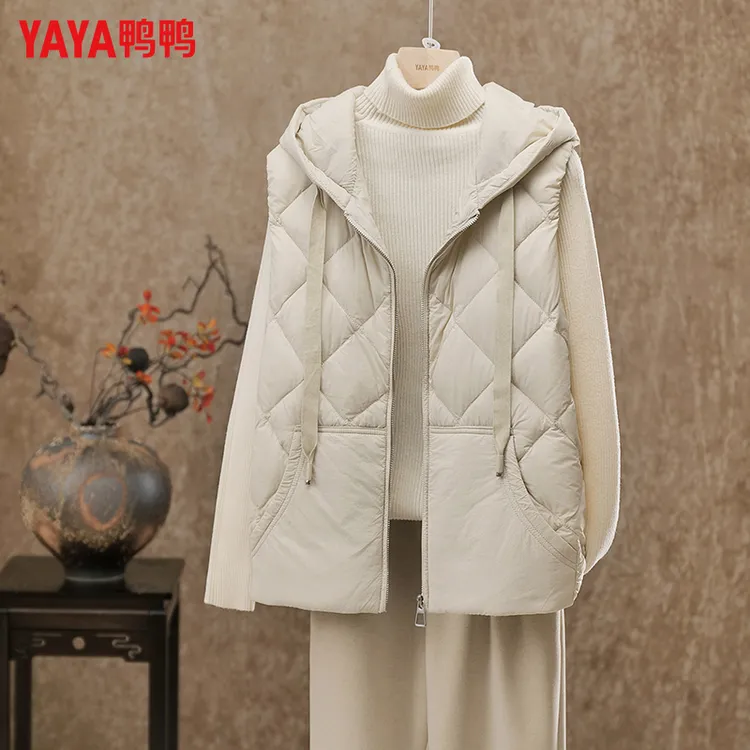 鸭鸭2025新款轻薄羽绒马甲冬内搭小个子时尚修身显瘦款百搭外套