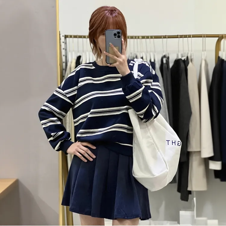 短款长袖卫衣女2025年新款秋季条纹宽松百搭套头小个子圆领上衣女