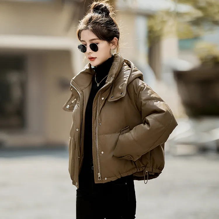 DUCURNO咖色皮羽绒服女冬季2025新款时尚气质连帽加厚宽松短外套