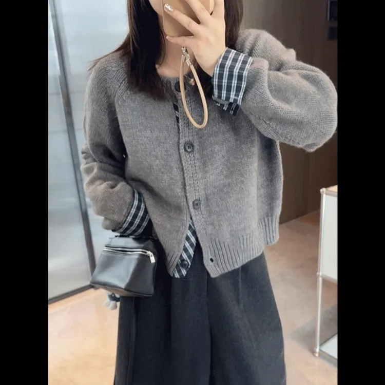 学院风假两件小个子短款显瘦针织上衣复古气质格子拼接毛衣开衫女