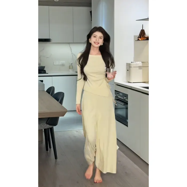 简约知性温柔穿搭套装女秋2025新款气质上衣半身裙老钱两件套0377