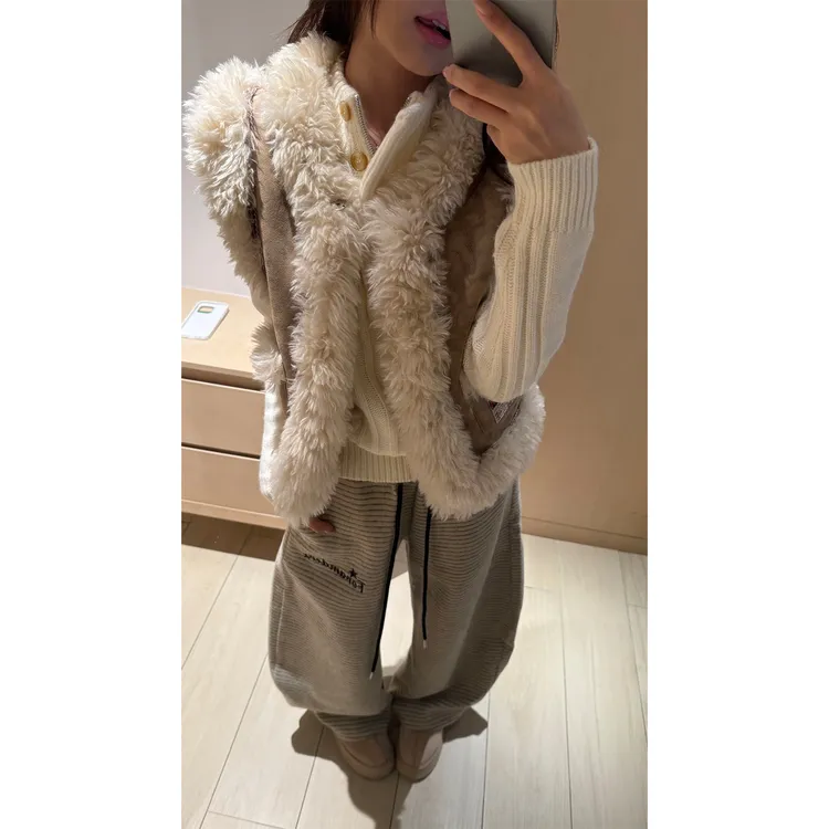 白色老钱针织毛衣条纹弯刀卫裤阔腿裤子毛毛马甲外套马夹毛绒上衣
