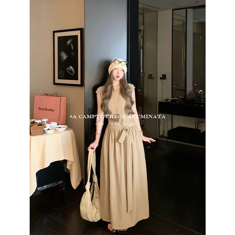 LUU桃喜儿/短袖圆领度假连衣裙女夏莱赛尔裙子长款设计感花苞裙