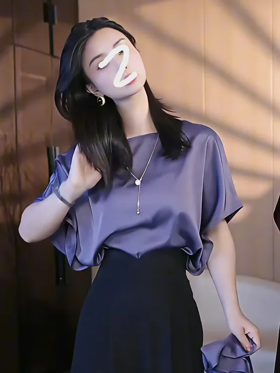 25爆款新款气质简约时尚纯色不规则女蝙蝠百搭T恤网红上衣