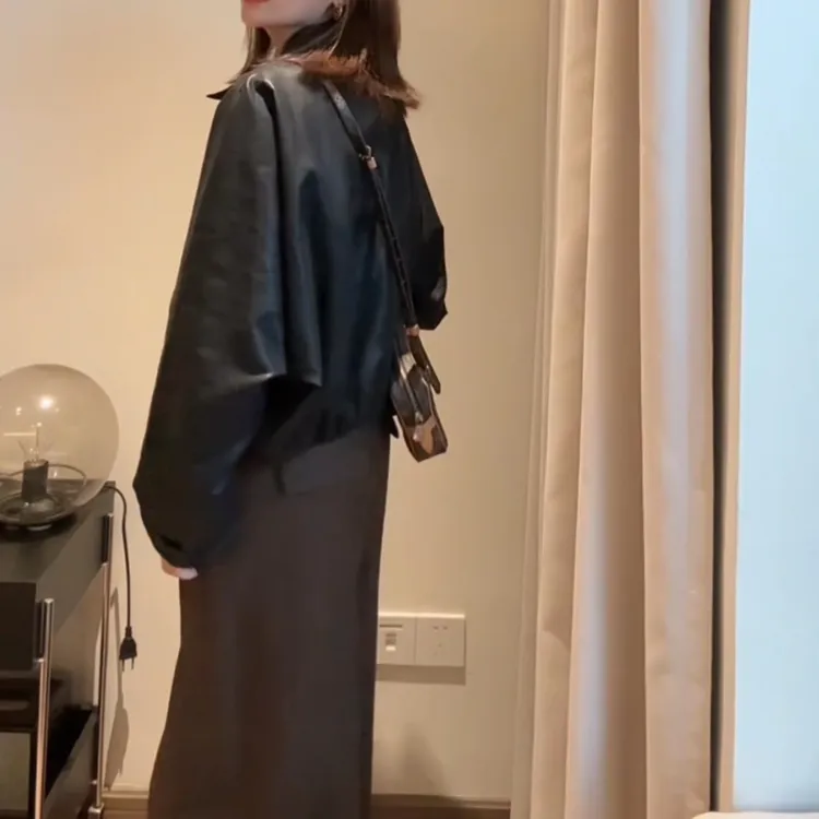 宽松超软蛋白皮休闲美式运动风翻领皮衣黑色