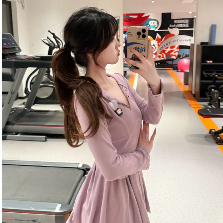 秋季纯欲甜美收腰显瘦设计感减龄蕾丝拼接掐腰可爱初恋连帽连衣裙