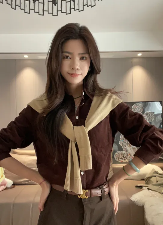 灯芯绒单排多扣拼接时尚衬衫女不起球秋冬复古条绒打底小个子衬衣