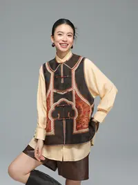 初见十三娘『胜麦芒』桑蚕丝香云纱织锦手工高定马甲新中式国风重工