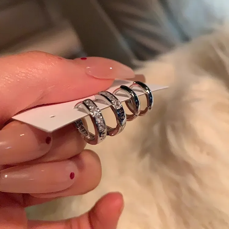 合金无非金属耳饰 精致四件套锆石耳扣甜酷耳钉爆闪气质百搭简约