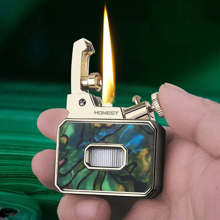 新款千龙百诚煤油打火机一键弹射点火透明仓个性创意复古高端机男