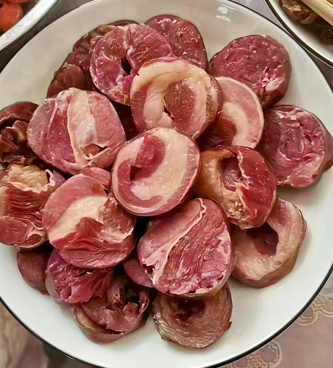 【全国包邮】2KG（4斤）新疆伊犁果木熏马肠马肉本地厂家直销