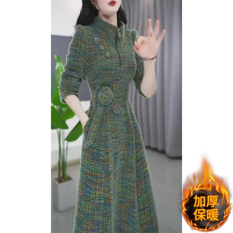 高端围巾领两件套连衣裙女2025秋冬新款洋气加厚妈妈配大衣打底裙