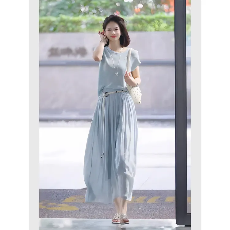 巨好看的夏季两件套裙盐系时尚绝美气质穿搭蓝色上衣半身裙套装女