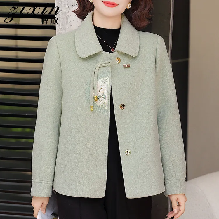 2025新款妈妈秋装外套中年妈妈国风毛呢中老年女秋冬气质翻领上衣