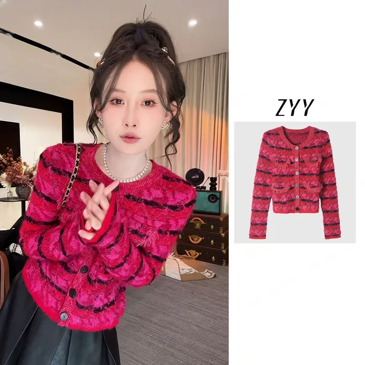 ZYY【伦敦街区】2025/S新品时尚拼接莓红格子针织开衫女X25QZZ03353