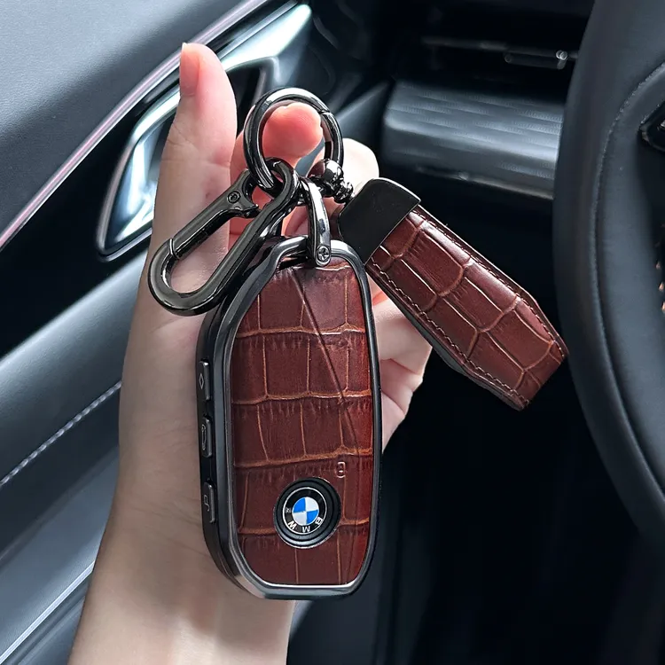 适用于宝马X5钥匙套24新款X1/X7系8系M3高档i7铝合金壳X6男士车扣