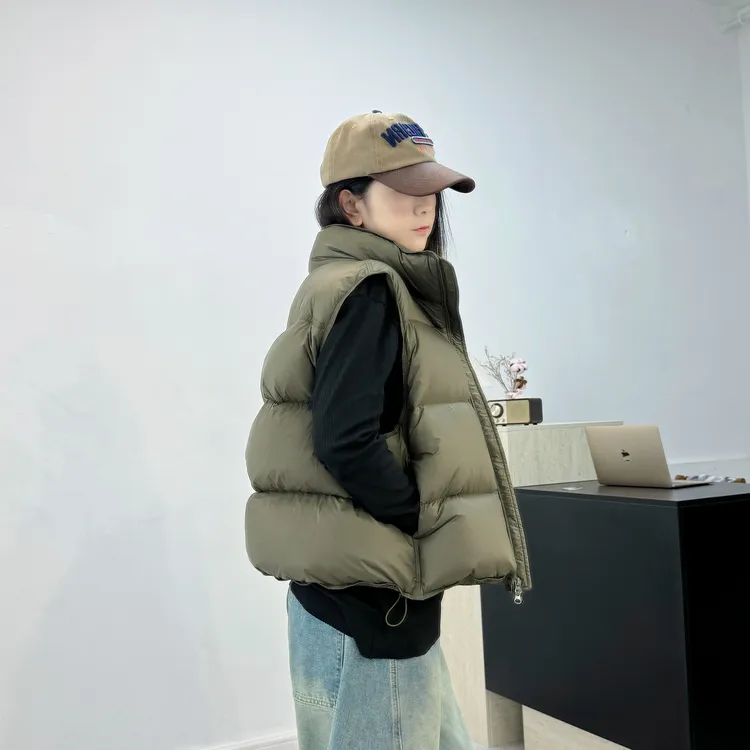 95白鸭绒韩版新款女士羽绒立领马甲纯色厚实坎肩宽松保暖冬款女装