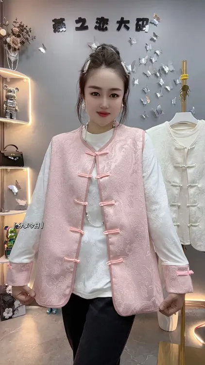 新中1665式国风圆领盘扣提花长袖两件套女高级感宽松百搭减龄上衣