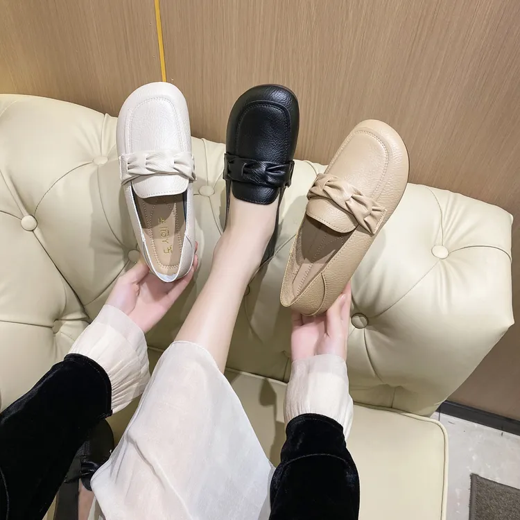 2025秋款豆豆鞋妈妈鞋软底鞋平底防滑耐磨百搭舒适工作鞋休闲时尚
