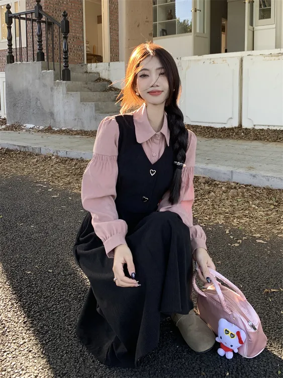 爱豆+《现货现发》法式两件套装长裙背带连衣裙女秋季灯芯绒减龄学