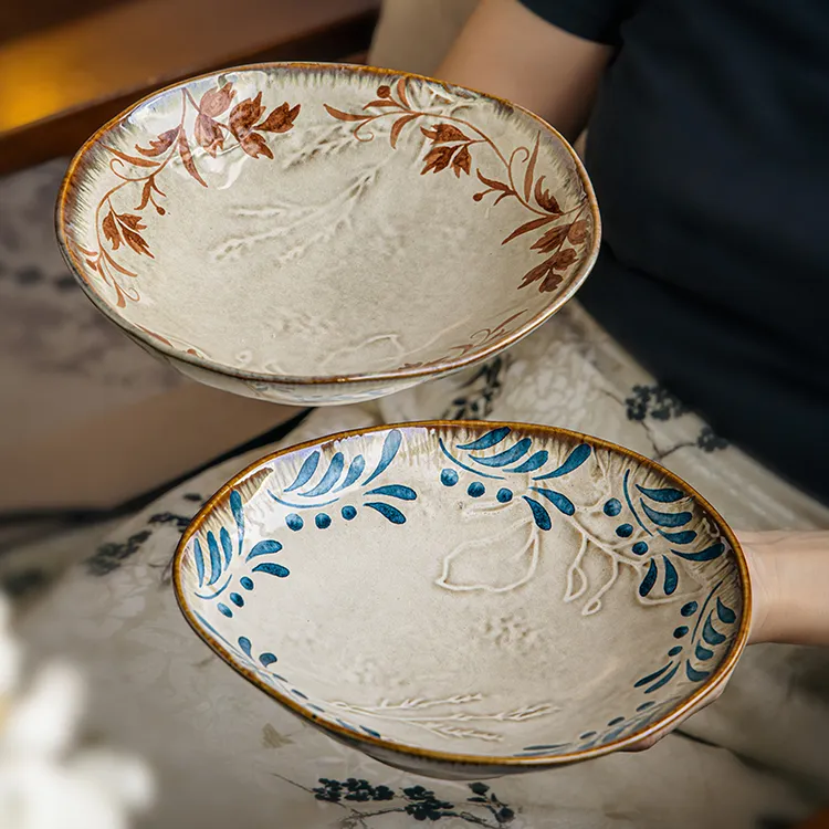小悠家 小众盘子8英寸不规则浮雕菜盘陶瓷深盘复古创意菜碟子