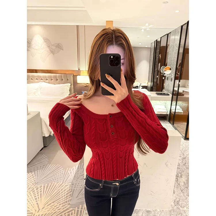 纯欲辣妹U领露锁骨麻花毛针织衫女装秋冬季新款修身显瘦内搭上衣