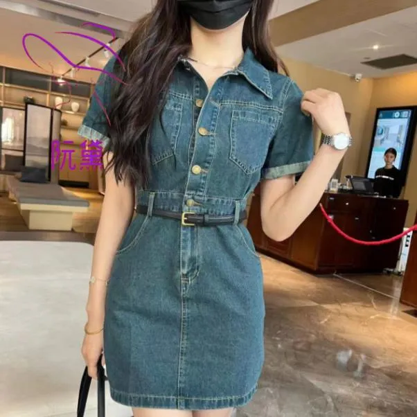 阮黛港味复古设计高级感蓝色牛仔连衣裙女夏季新款收腰显瘦裙子