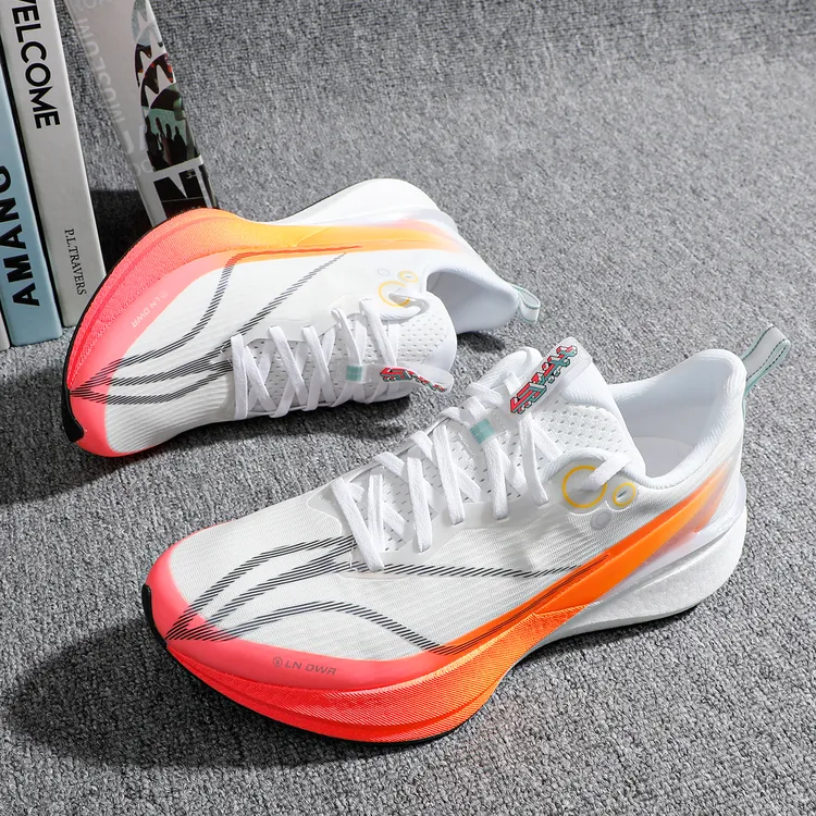 李宁赤兔8pro跑步鞋男鞋2025秋冬新款加厚防泼水轻便缓震运动鞋子