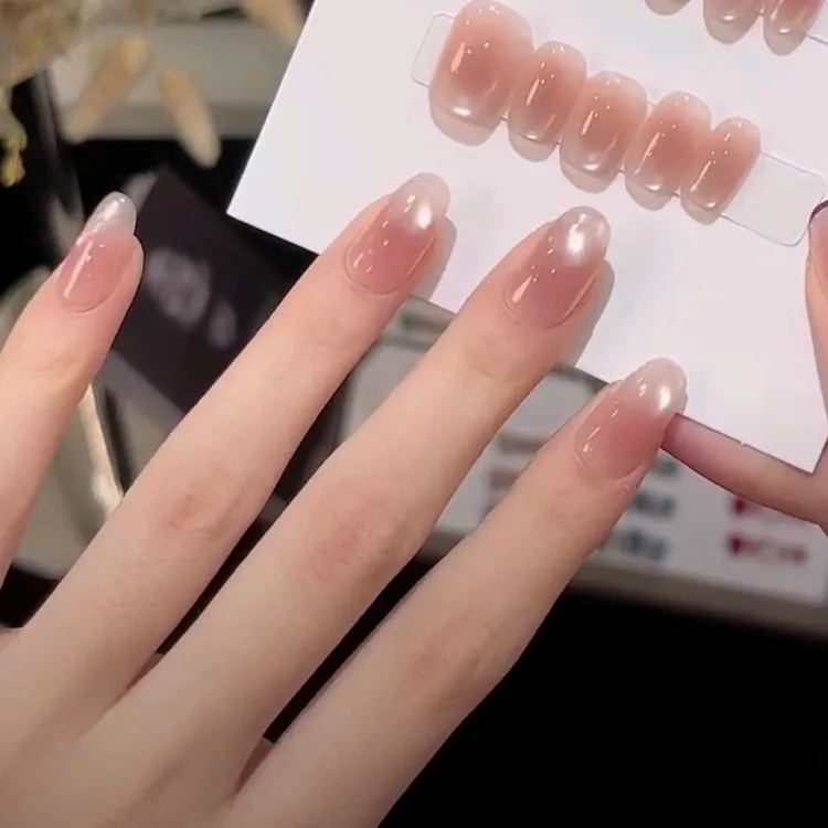 【指尖芭蕾】猫眼手工穿戴甲短椭圆高级感冰透腮红显白中椭圆美甲