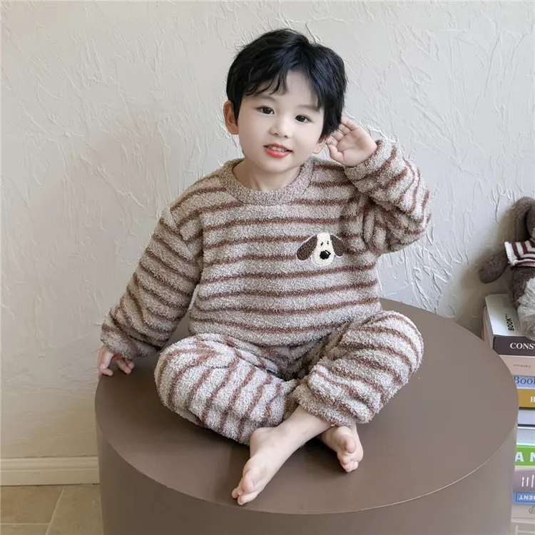 儿童睡衣秋冬季法兰绒加厚保暖男童小童婴儿宝宝珊瑚绒家居服套装