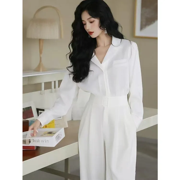 开春穿搭一整套减龄洋气时尚高级感干练气质小香风白色衬衫套装裤