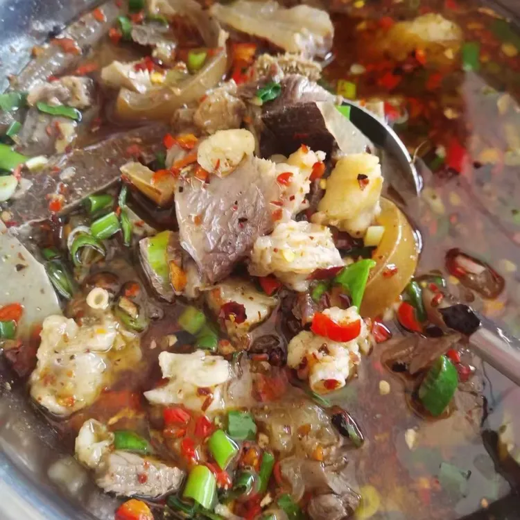 保山牛扒烀新鲜土黄牛肉云南特产烂烀丙麻带佐料腾冲包邮牛杂