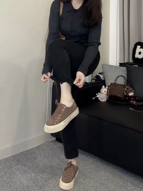 大码女装2025秋季新款高腰弹力开叉直筒牛仔裤遮胯显瘦九分烟管裤