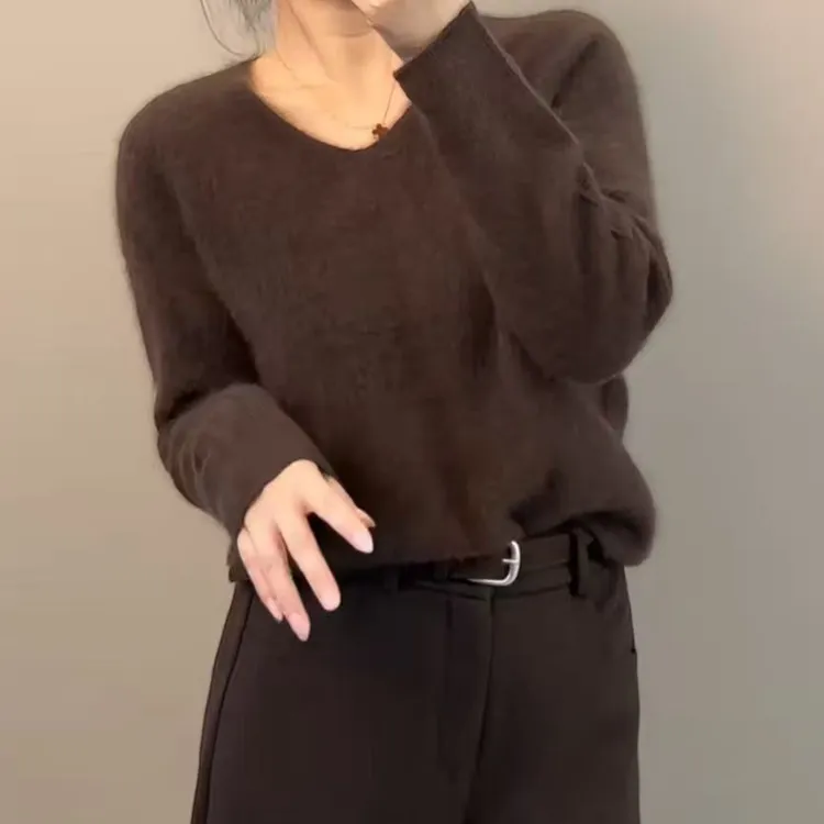 今年流行穿搭2025秋冬新款温柔风纯色薄款针织羊毛衫百搭长袖上衣