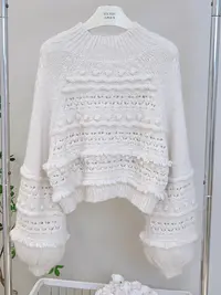 琳心丨早秋新款白色慵懒风设计感钩花灯笼袖毛针织衫 2412