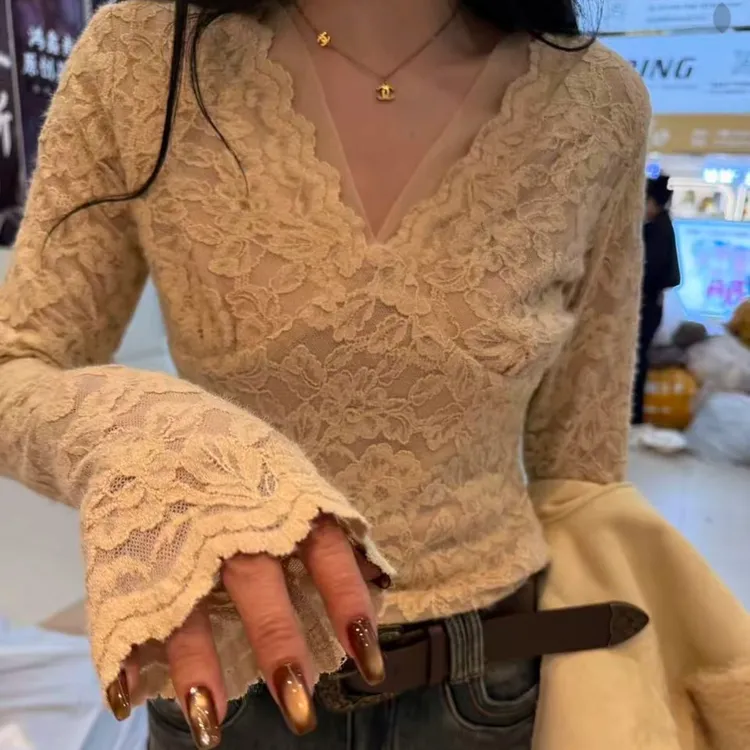 性感风长袖保暖德绒蕾丝打底衫2025冬季新款修身显瘦上衣时尚百搭